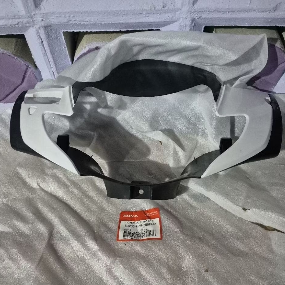 Cover batok totok lampu depan Honda Supra x125 X 125 model visor Putih original ahm.honda 53205-KPH-