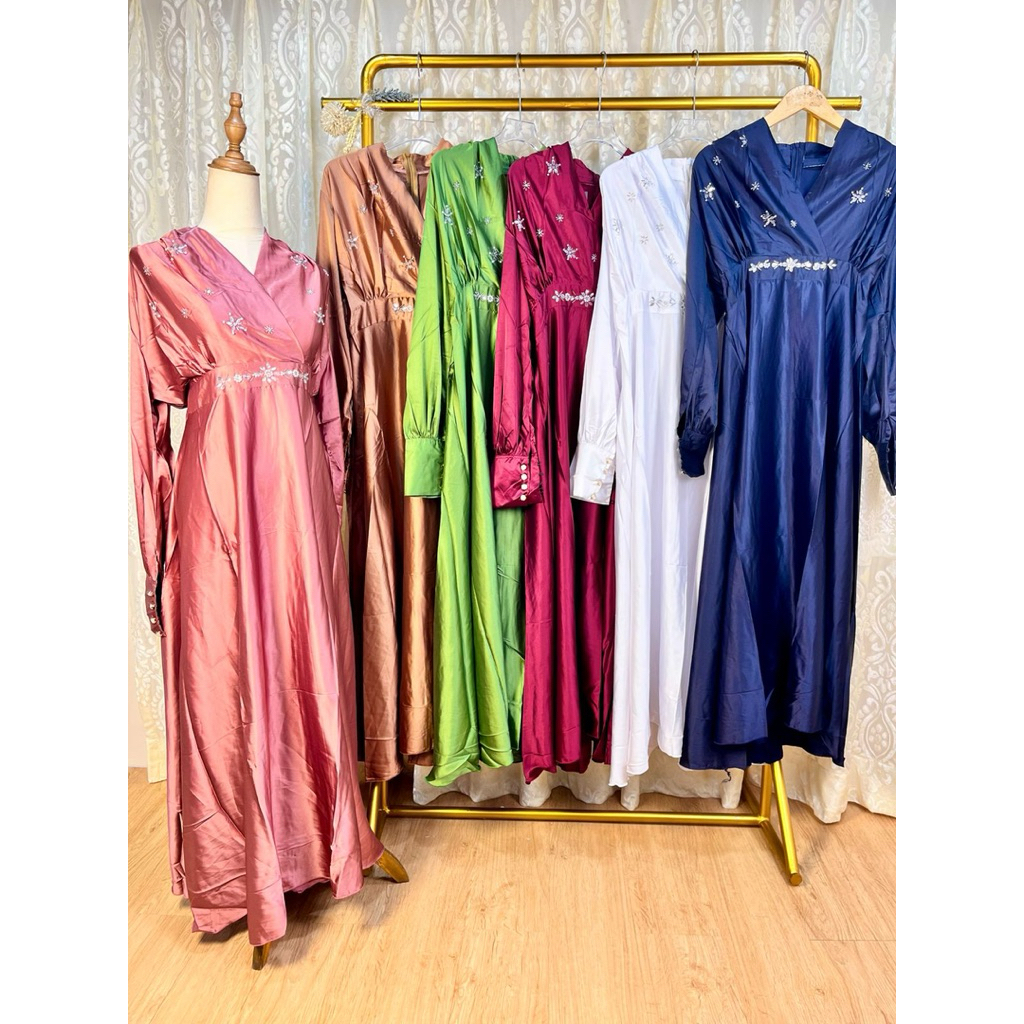 Gamis Wanita Satin Payet