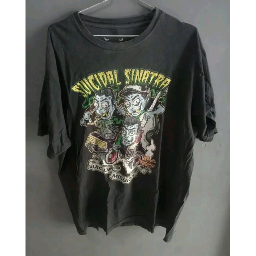 suicidal sinatra kaos band