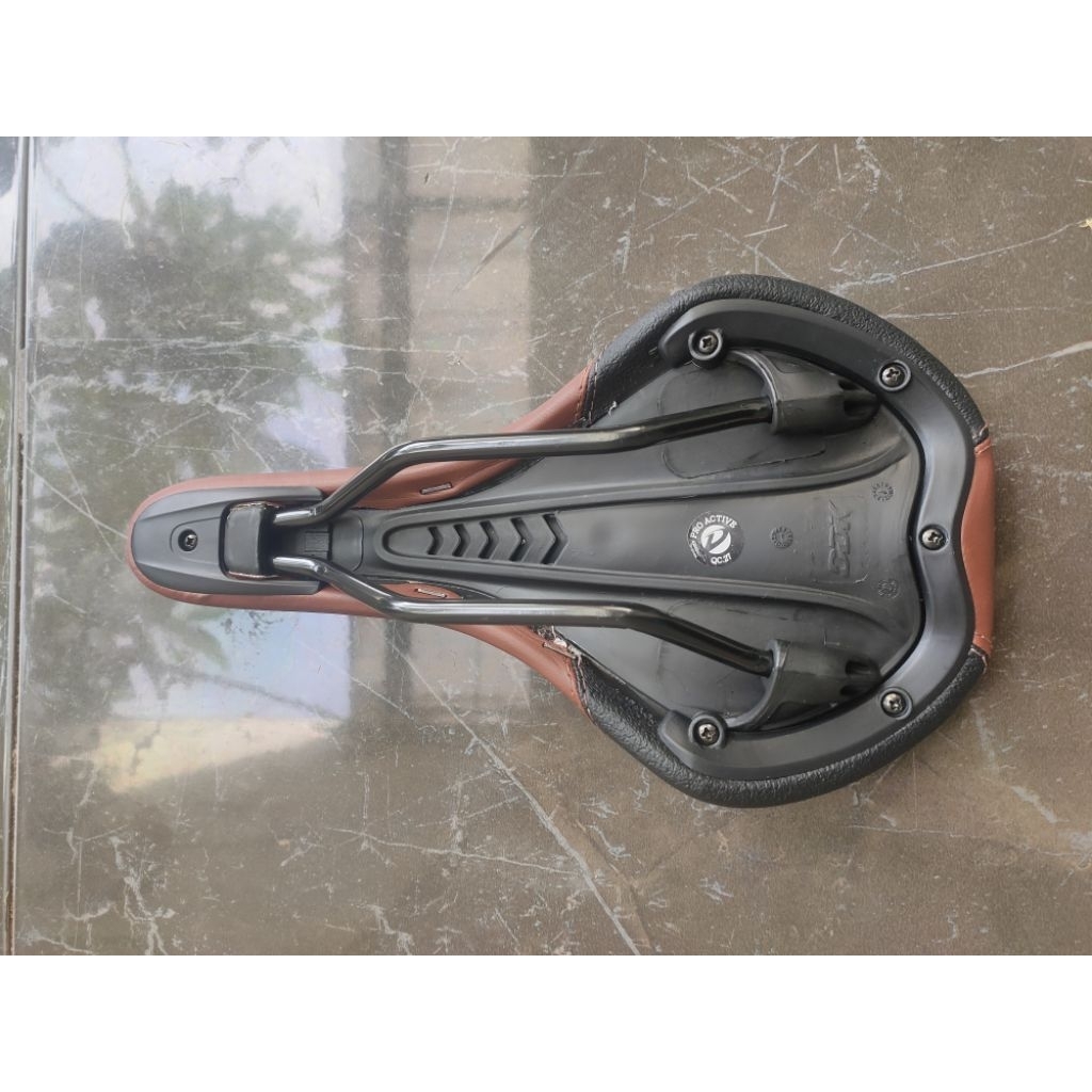 Jok Sadel Sepeda Ddk Patrol D5090 Coklat Classic Sadel Mtb Roadbike Fixie Lipat Co