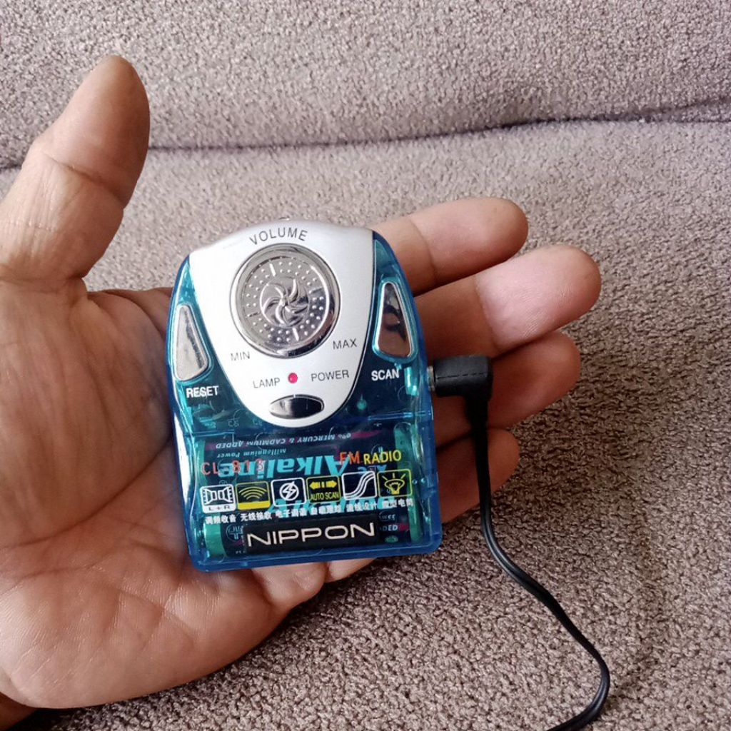 radio saku jadul ( NOS)