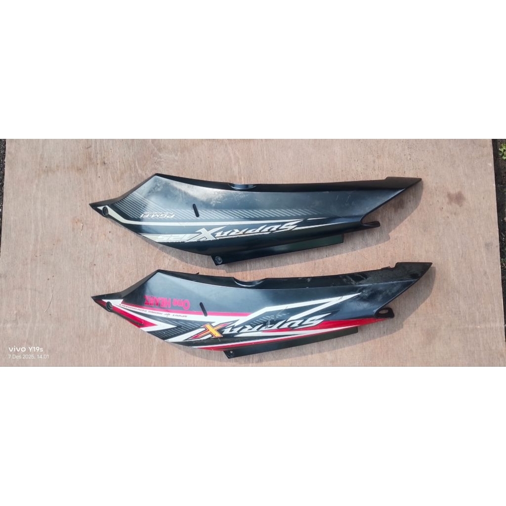 Kempol Body Bodi Belakang Kanan Honda Supra X 125 Fi Original Copotan Motor