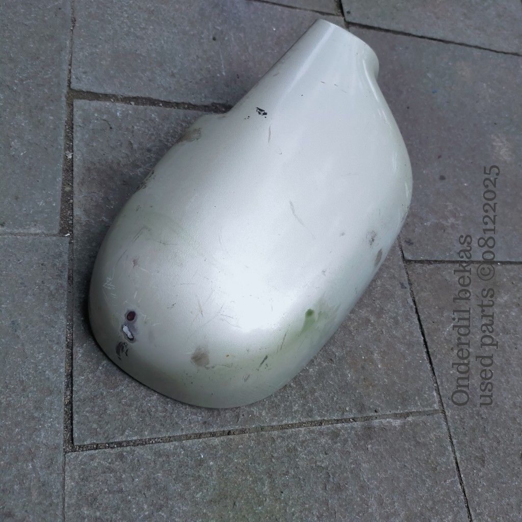 batok spion kiri Toyota all New Corolla 1997