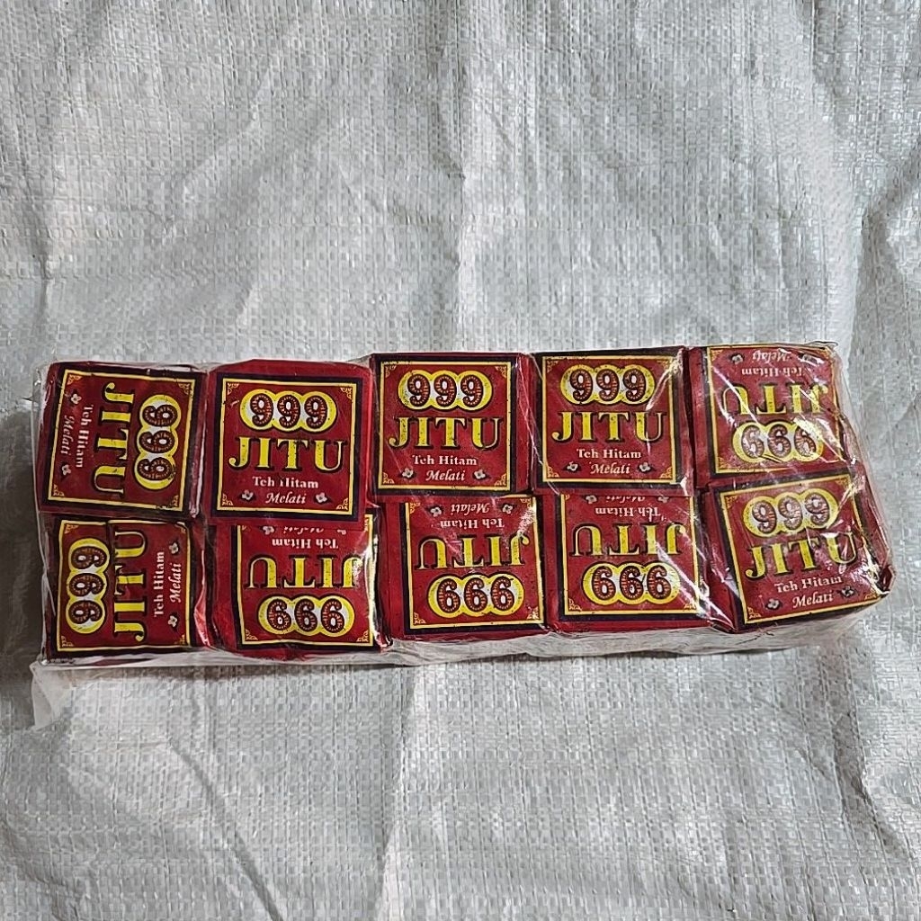 Teh JITU 999 hitam melati 1 slop x 45g ( JITU SLOP )