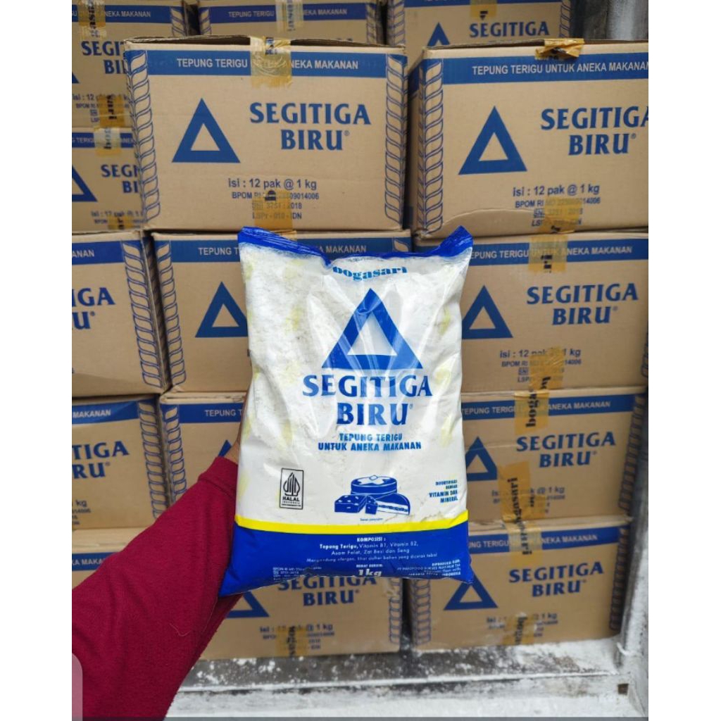 1 karton isi 12 pack terigu segitiga biru harga murah grosir sembako bandung