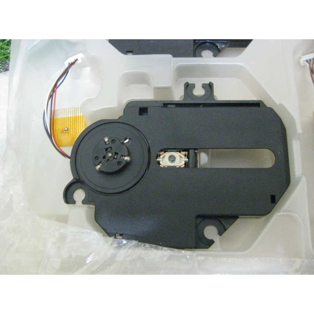 lensa optik untuk Discman CD Player New Old Stock