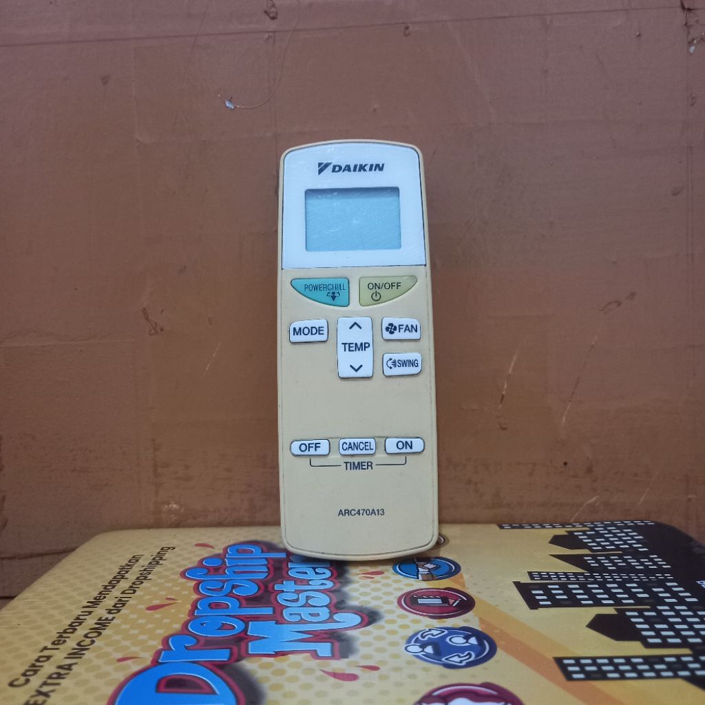 REMOTE AC DAIKIN SERI ARC470A13 ORIGINAL