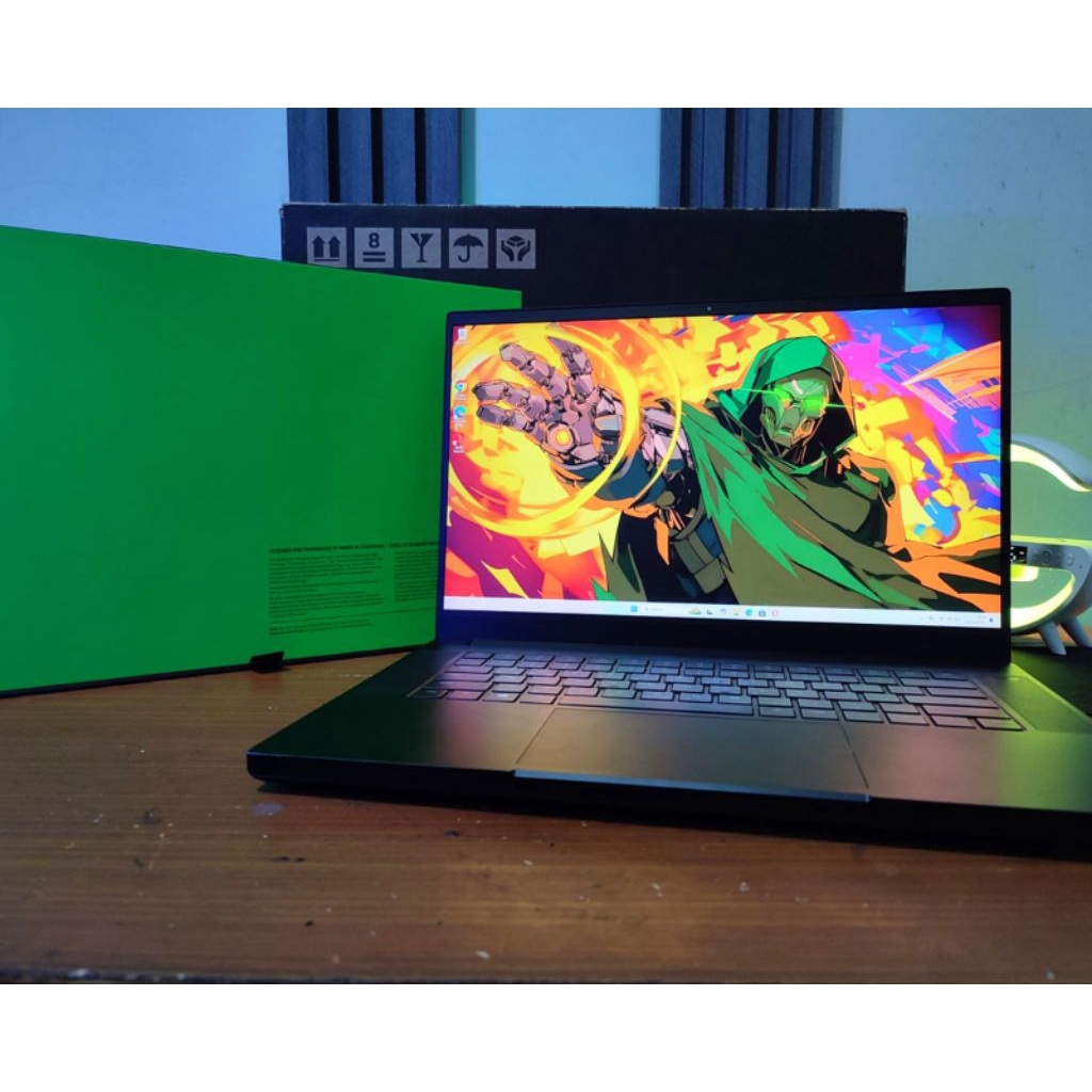 Laptop Sultan R4zer bl4de 15 core i7-9750H GTX 1660Ti