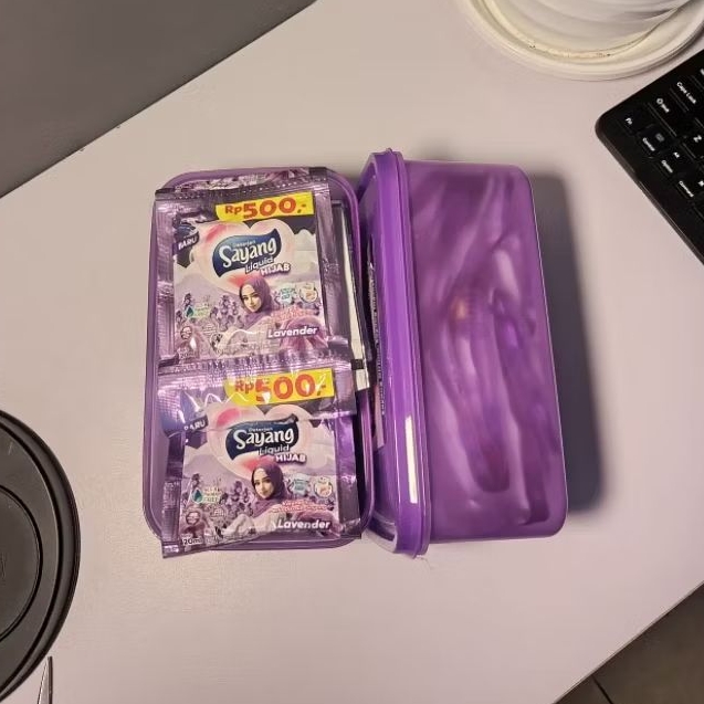 Detergent Sayang sachet isi 24 + Box tempat makan