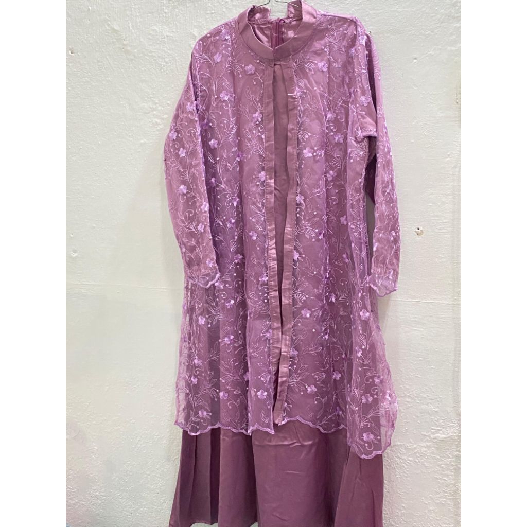 PRELOVED Gamis brokat