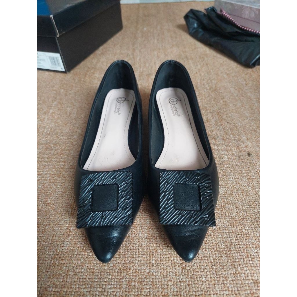 PRELOVED Sepatu Wanita Formal Donatello