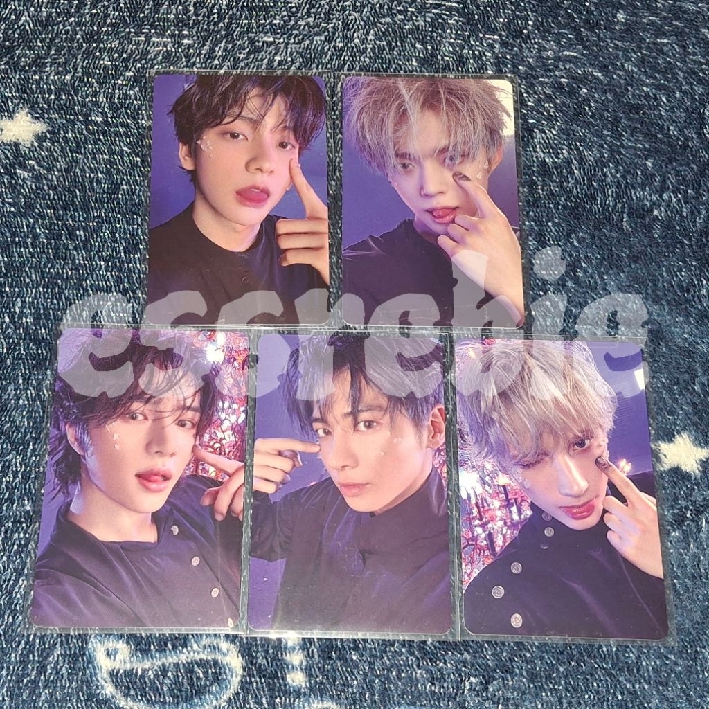 READY PHOTOCARD OFFICIAL TXT UMS JP R1 STARKISSED