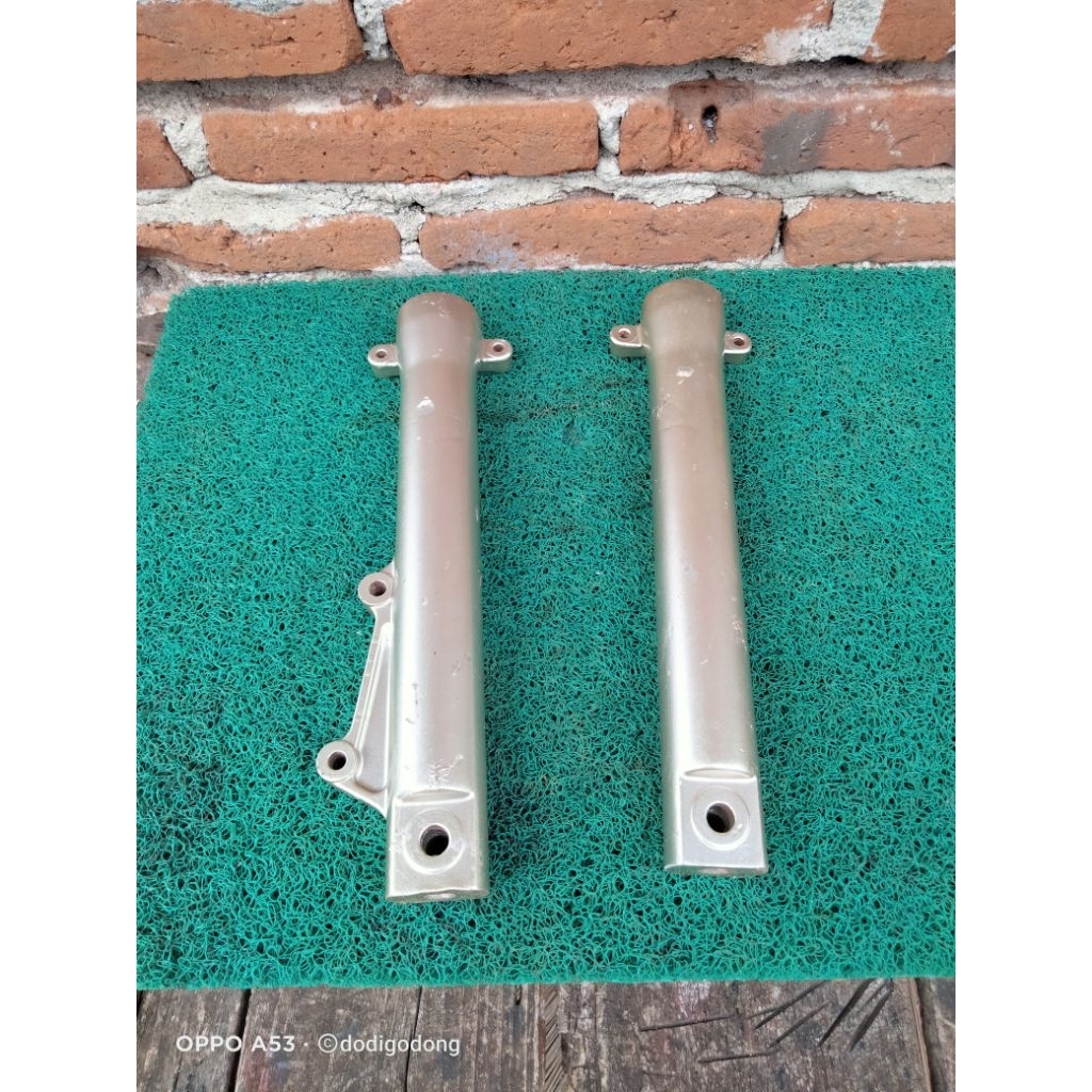 Bottom Skok Shock Depan Honda Megapro Original