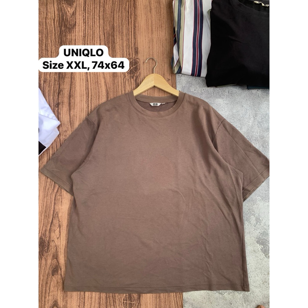 Tshirt UNIQLO Airism Size XXL Warna Moca