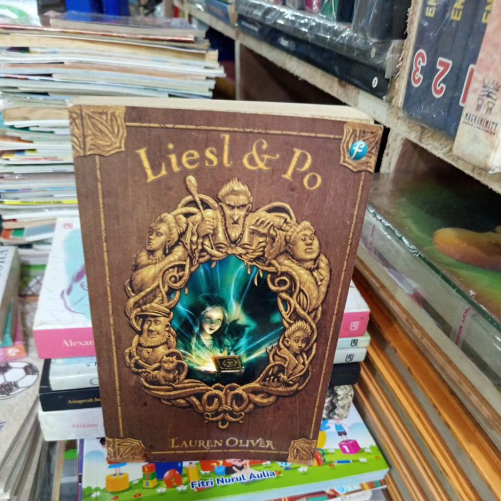buku novel liesl & PO Lauren Oliver buku novel fantasi buku bekas original
