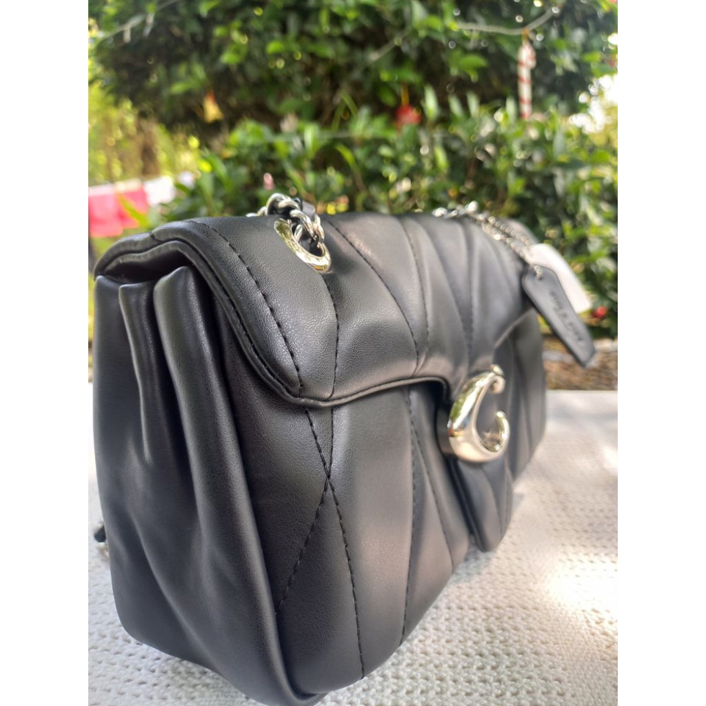 tas slempang wanita hitam