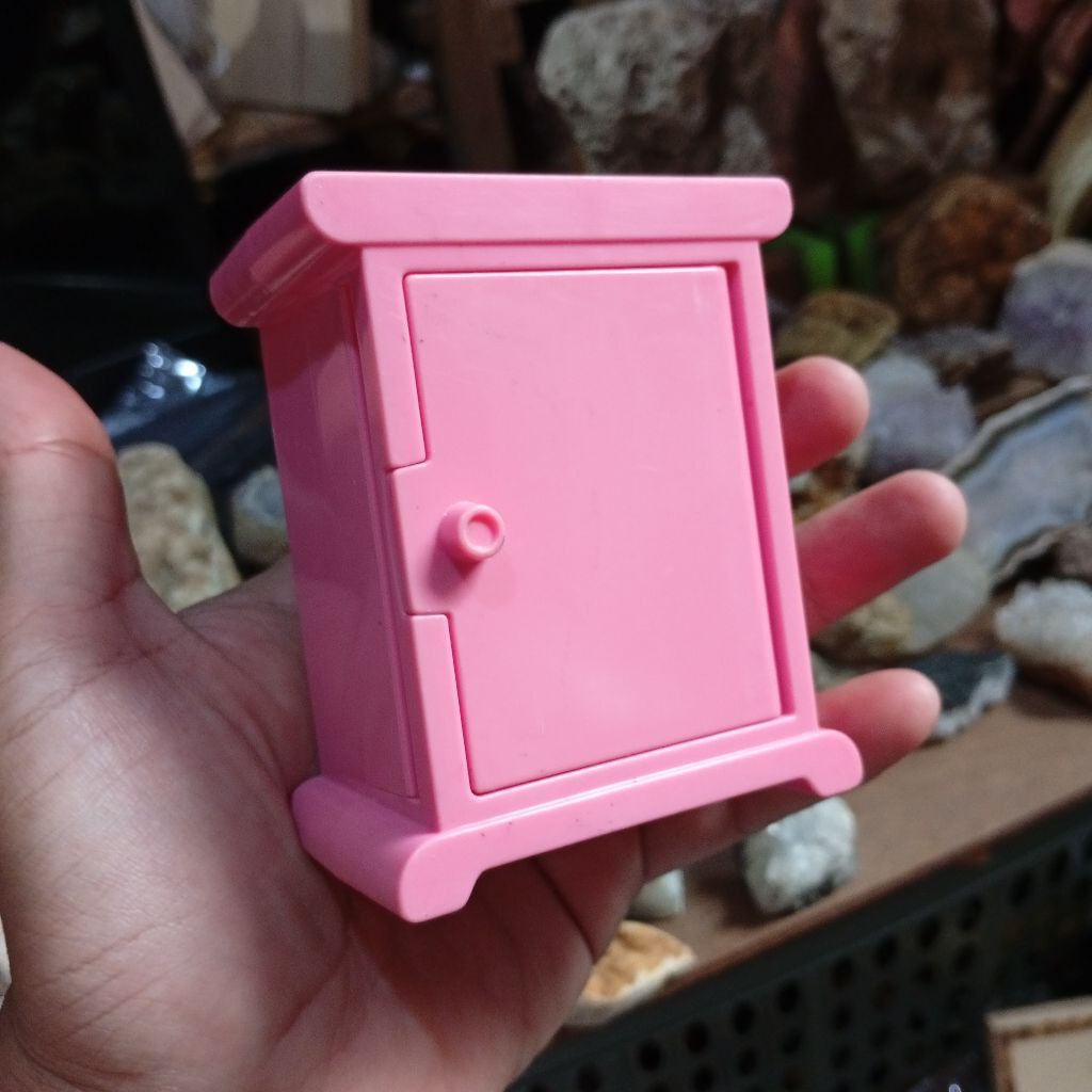 happy meal toys Doraemon pintu ajaib