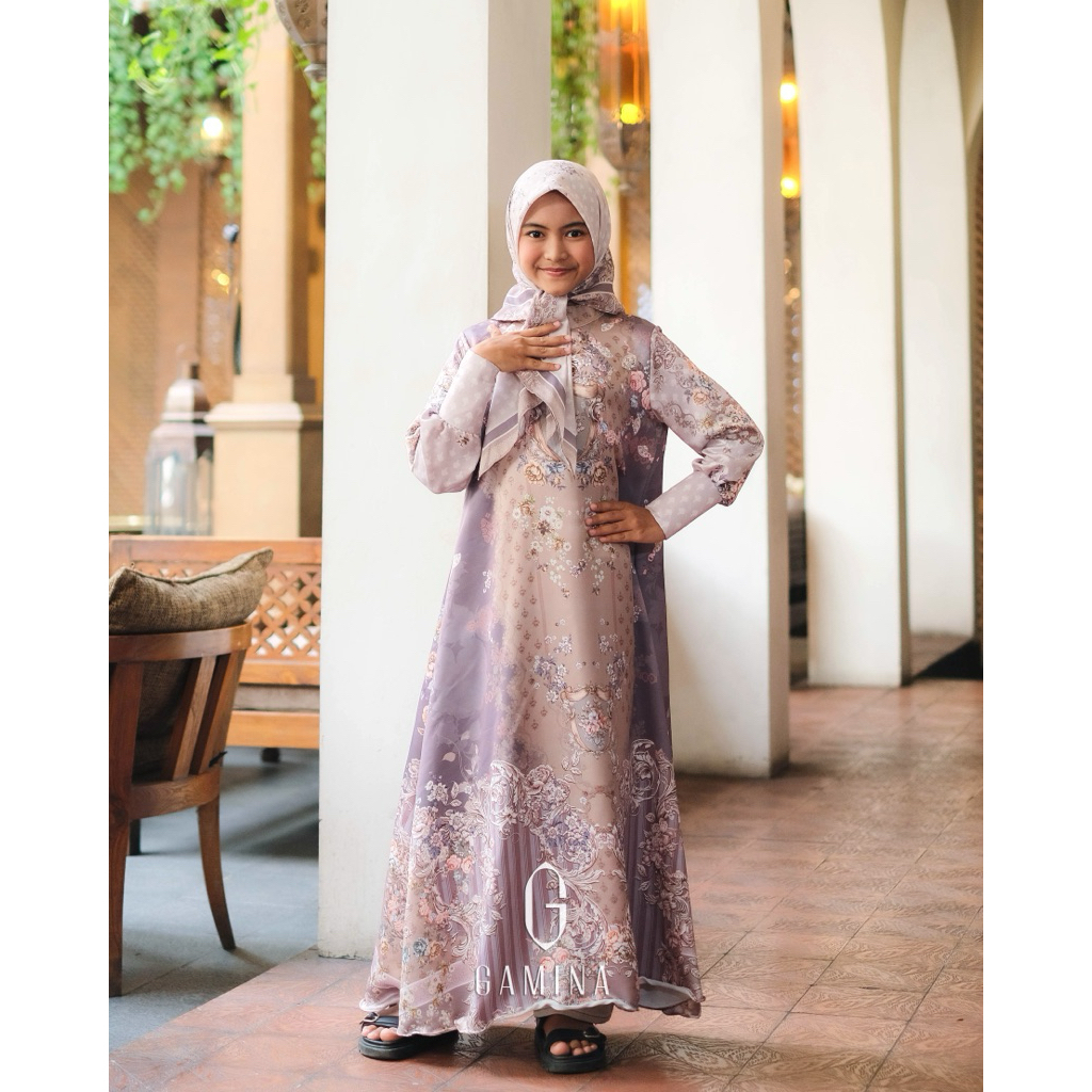 Gamis Anak Ivory Dress Motif Bunga Print Silk Mix Outer Organza Hijab Voal
