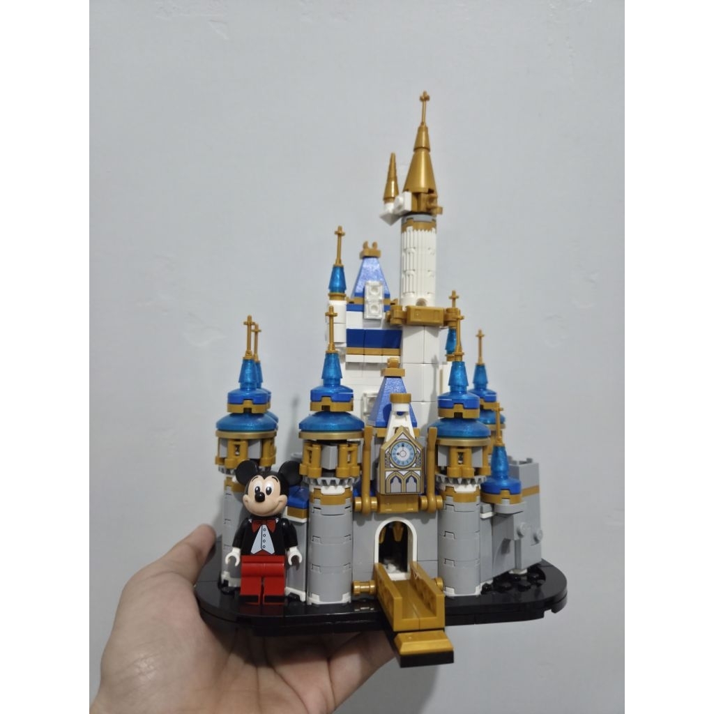 LEGO Mini Disney Castle Set 40478 Preloved