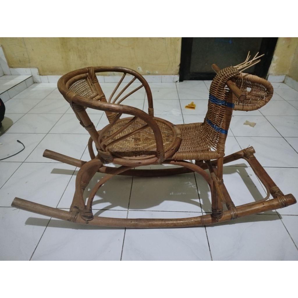 kuda rotan kuda goyang