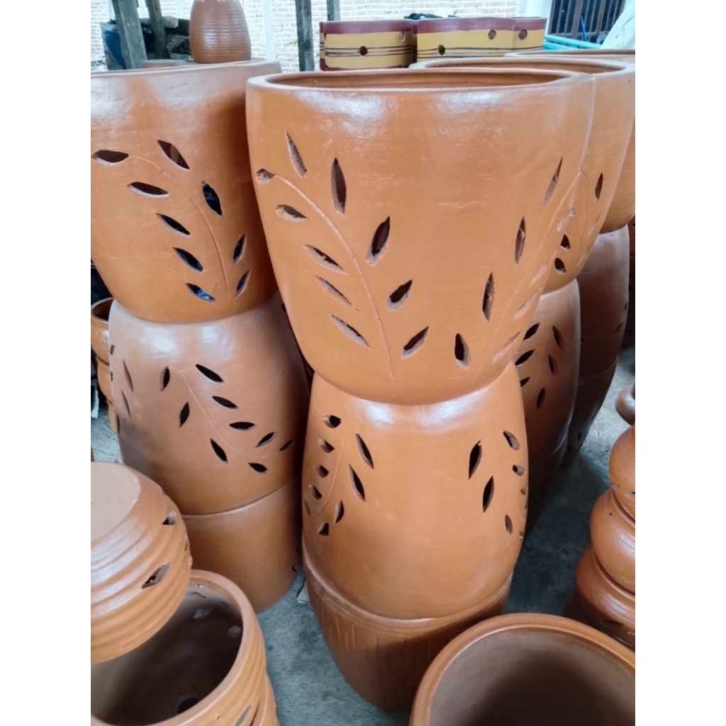 POT ANGGREK D30CM/BESAR/TANAH LIAT/TERACOTA