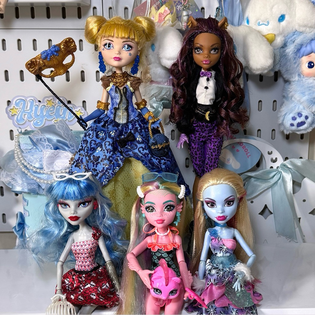 Ever After High Blondie Lockes Thronecoming Monster High Clawdeen Wolf Sweet 1600 Dot Dead Gorgeous 