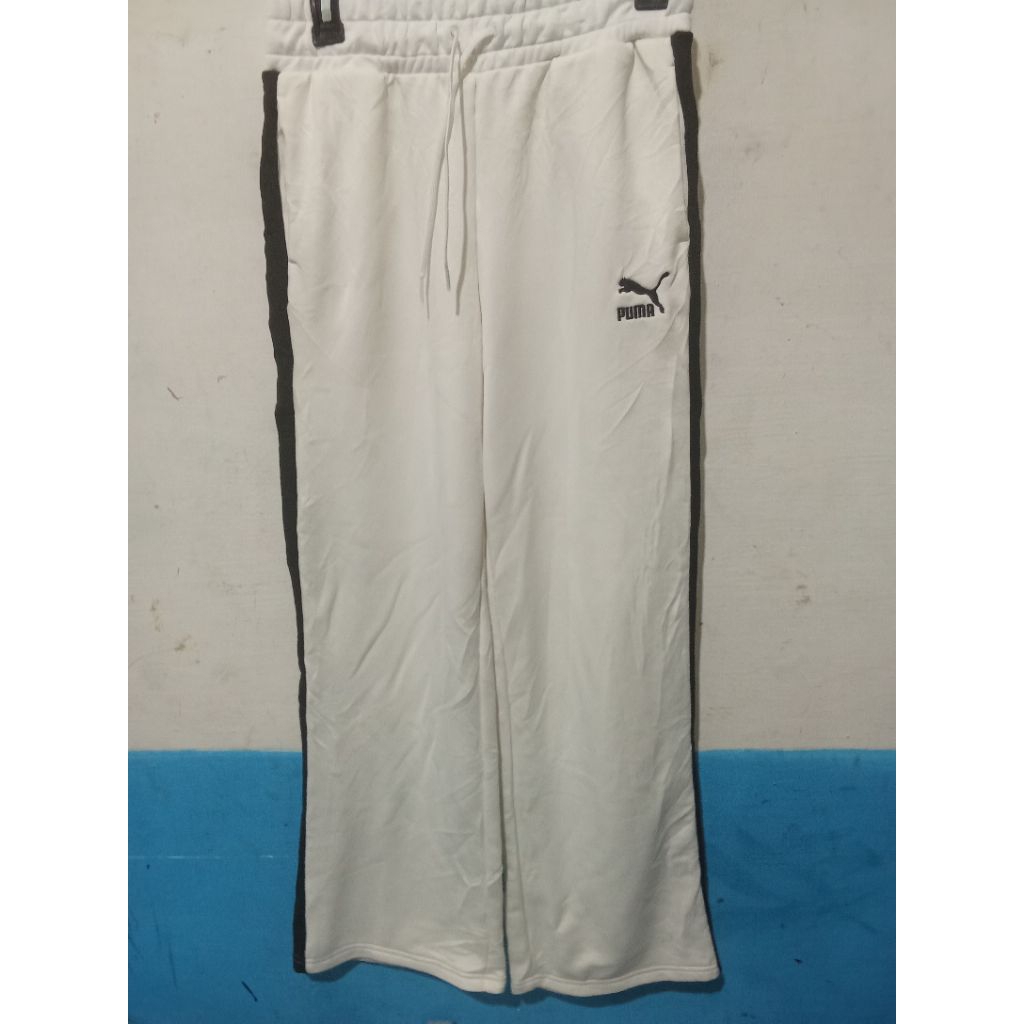 Celana Training Puma Preloved