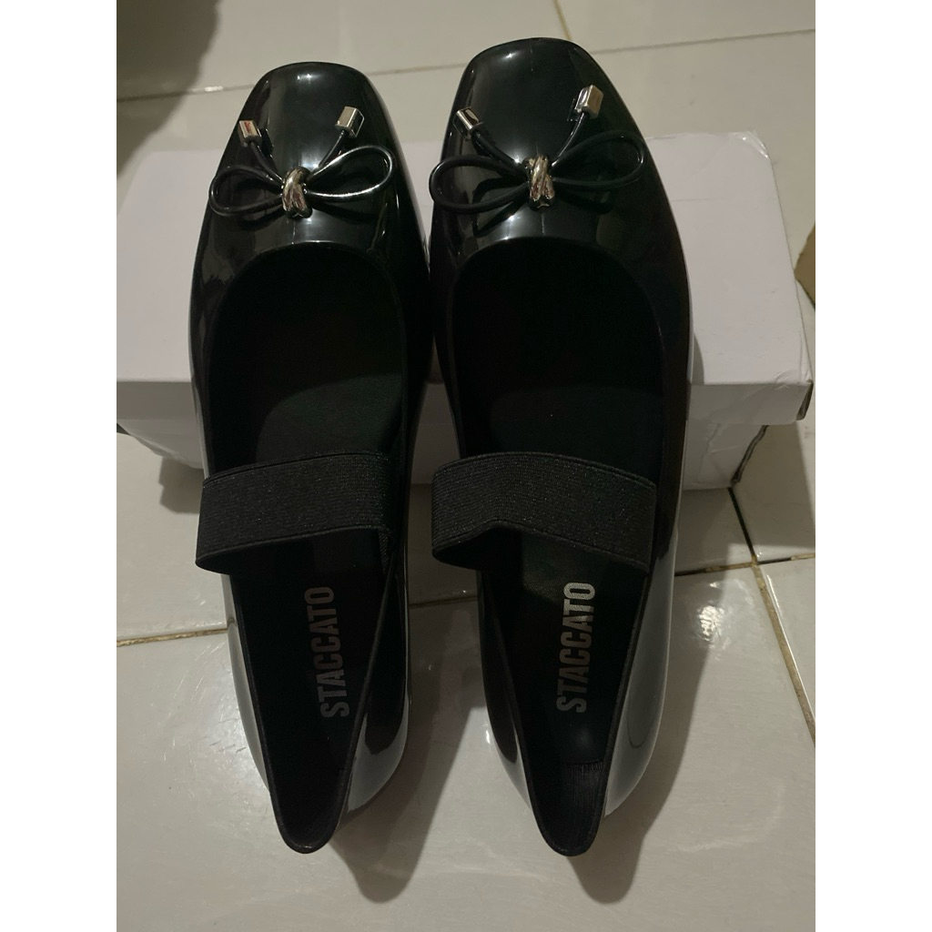 Sepatu Jelly Shoes Staccato flat size 37