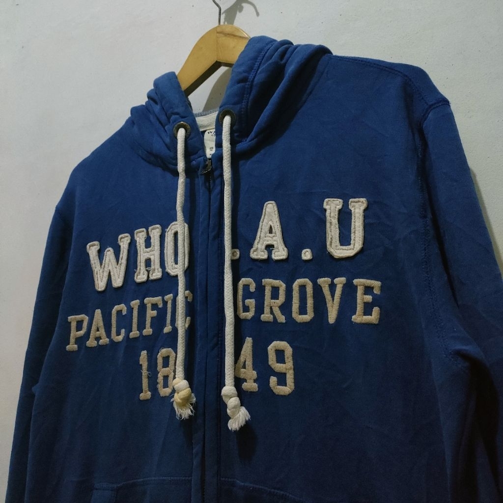 WHO .A.U Pacific Grove Full Zipper Hoodie