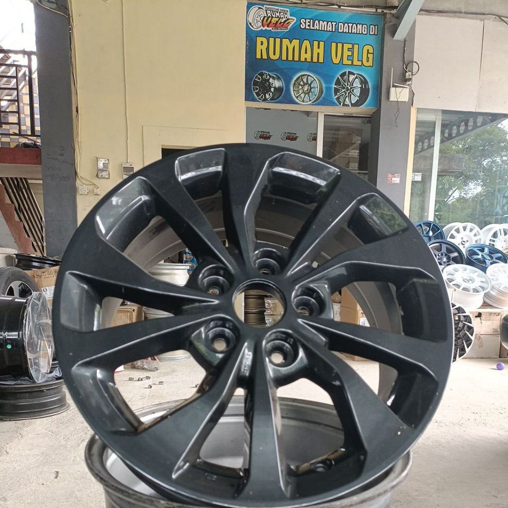 velg pelek original oem Daihatsu all new Terios tipe x at 2021 ring 16 cocok untuk upgrade tahun dib