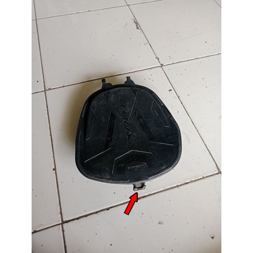 tutup box bagasi jok Vario Techno 110 karbu bekas ori