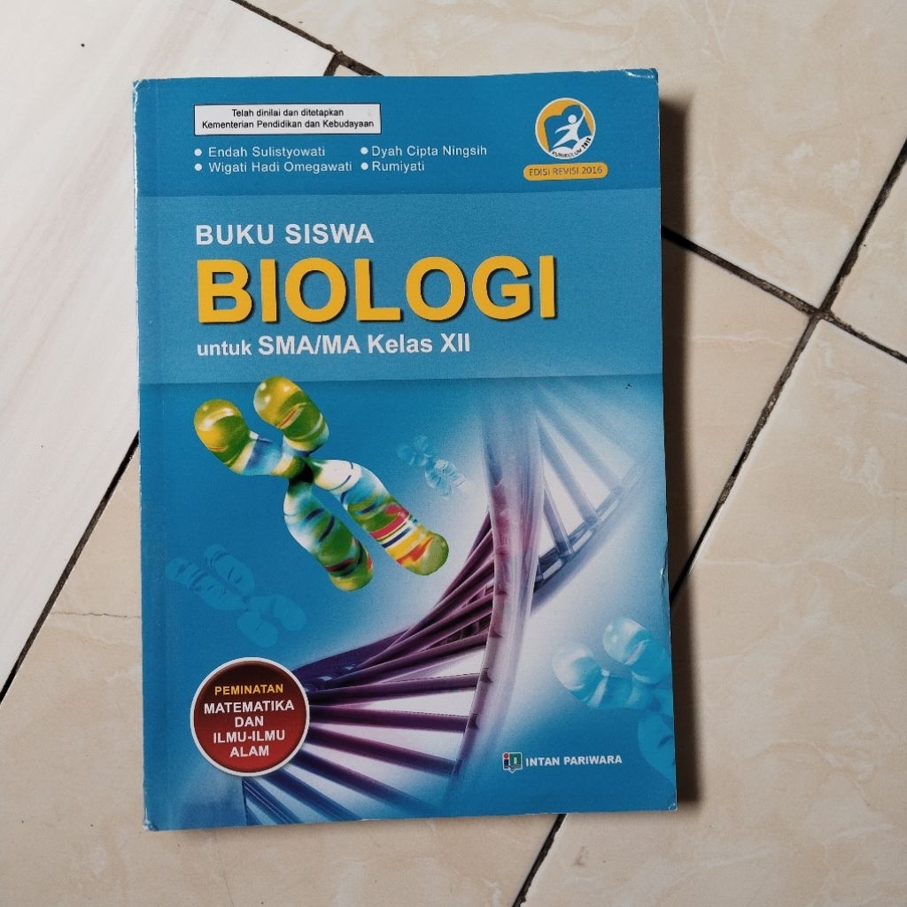 BUKU PAKET PELAJARAN BIOLOGI KELAS X11/12 SMA/MA EDISI REVISI 2016(INTAN PARIWARA)
