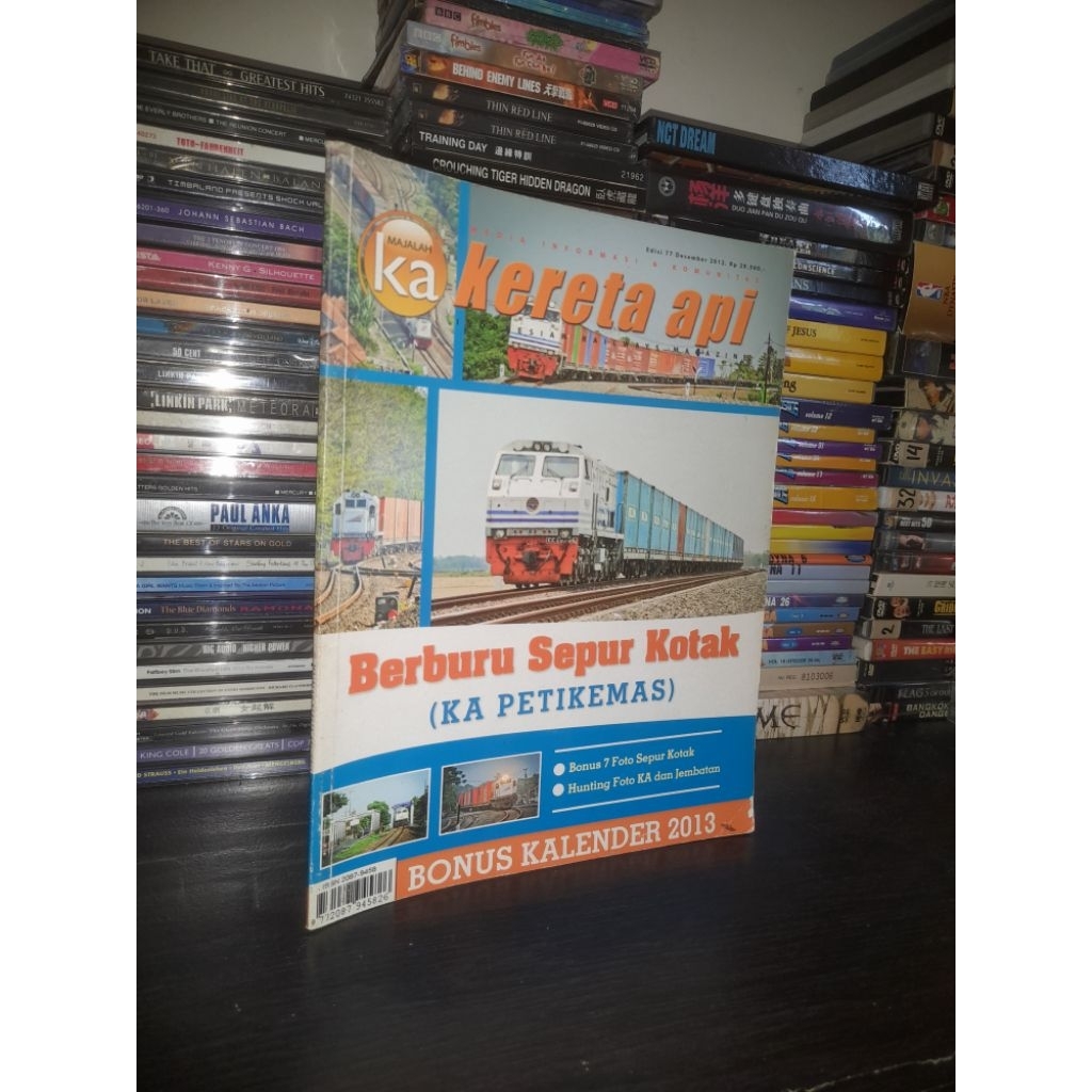 Majalah Kereta Api edisi Desember 2012