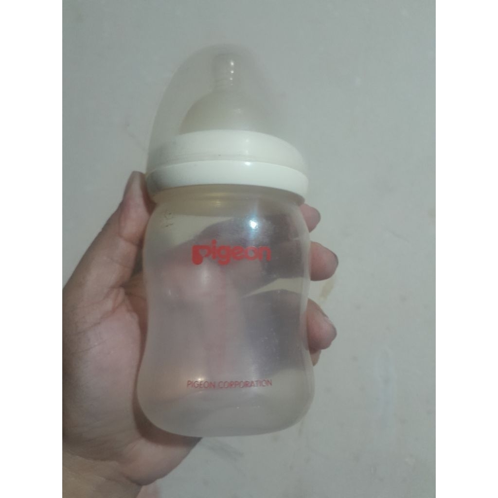 Botol susu pigeon