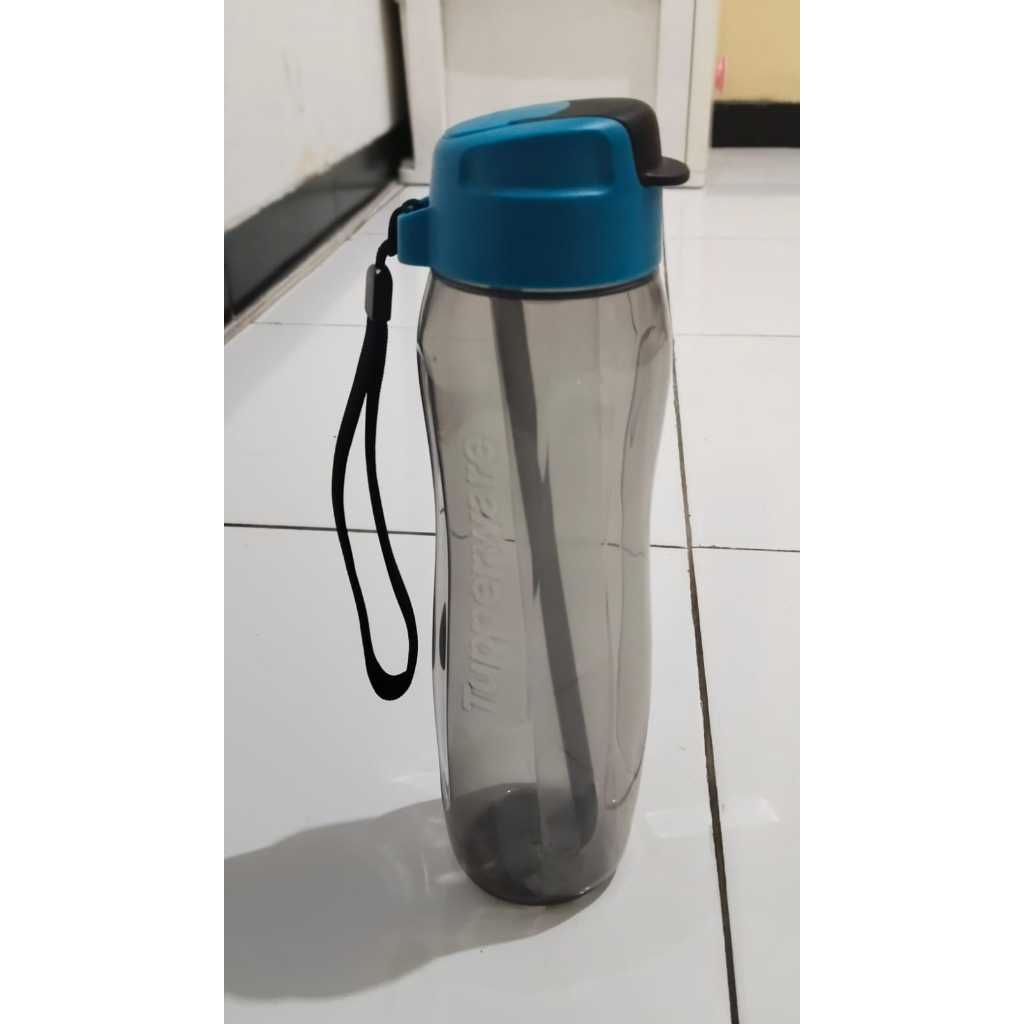 Xtreme bottle straw 750ml Tupperware
