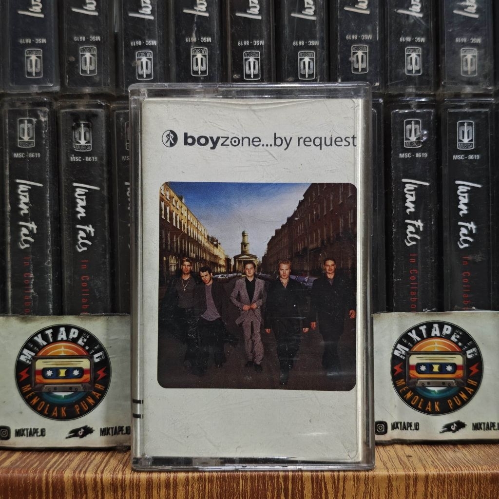 Kaset - Boyzone - By Request - Radio Tape - Kaset Pita - Radio - Pemutar Kaset - Retro - Classic - C