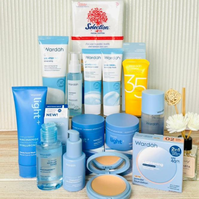 Wardah Set Paket Lengkap Lightening Series 12 Produk Gratis Kapas