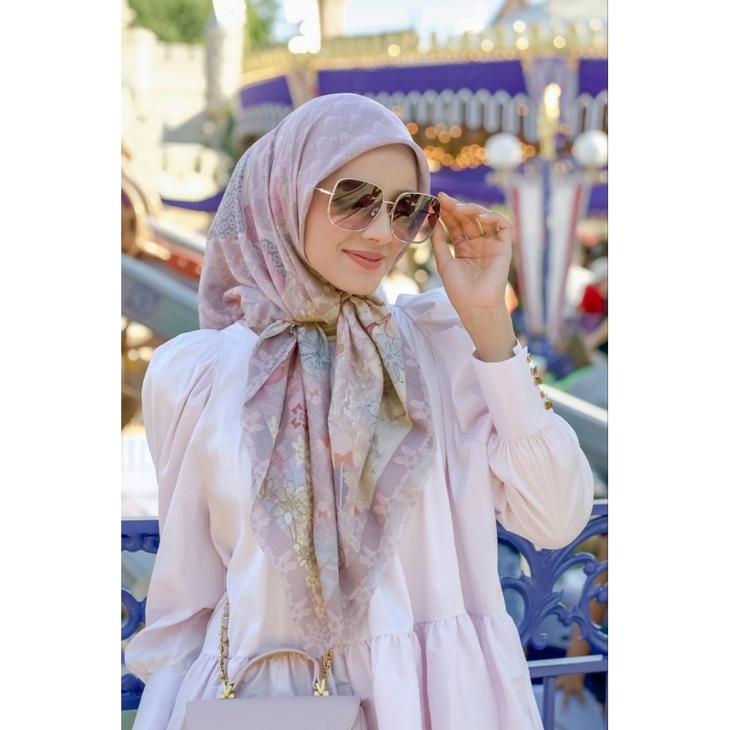 Buttonscarves x Disney The Dream Park Series Viola Voal Reguler New Full Set