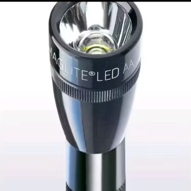 Senter flaslight Maglite 2AA ontario USA