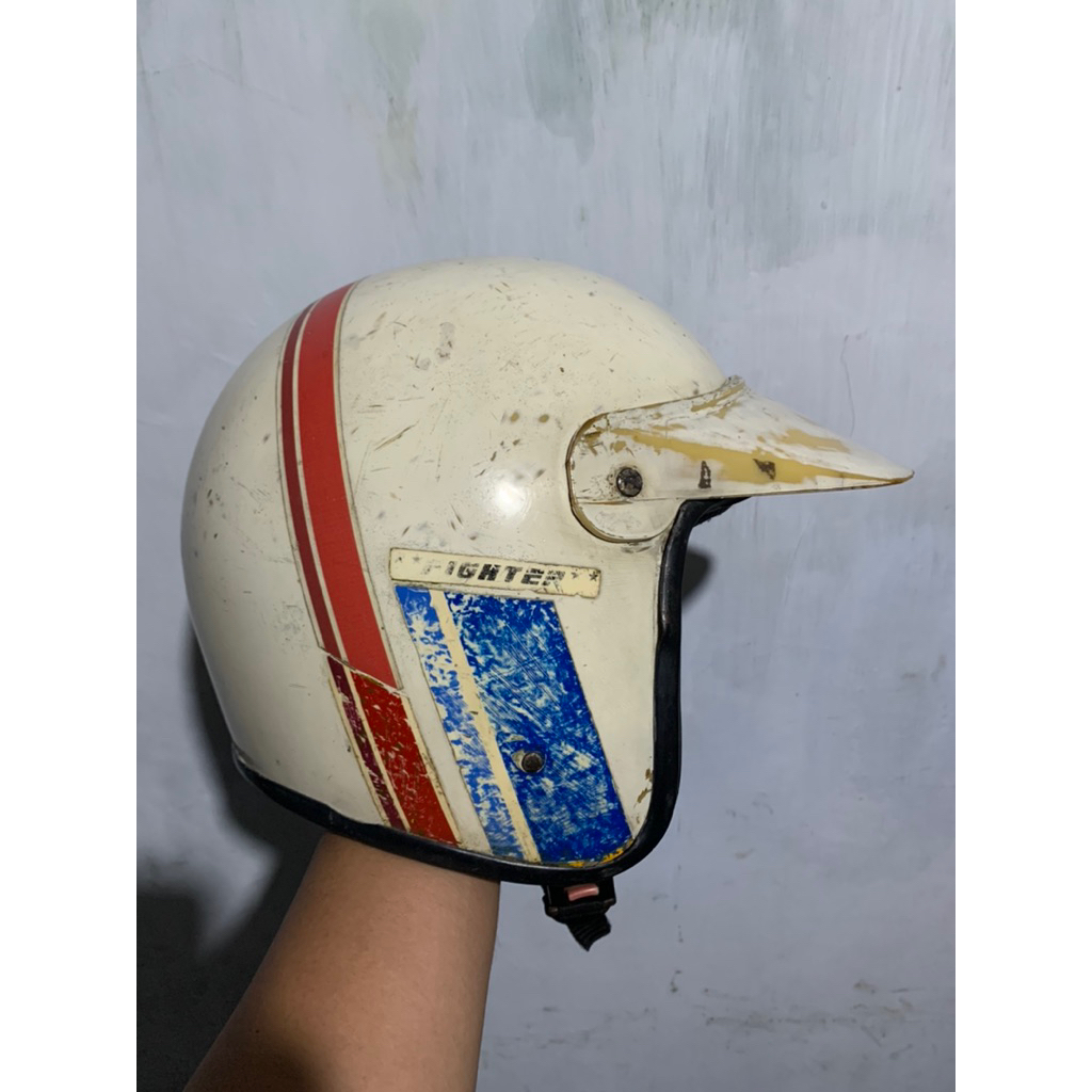 Helm Fighter Original List Merah