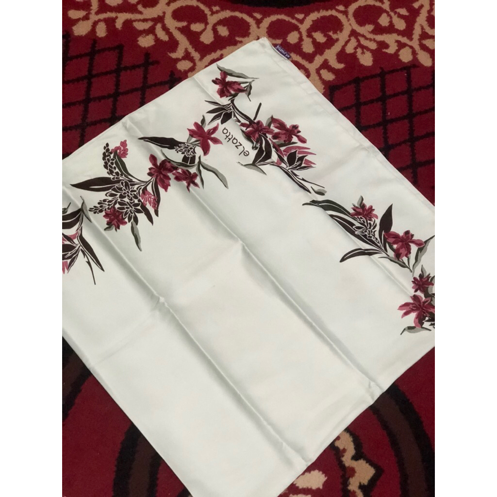 PL kerudung elzatta segi empat motif bunga warna hijau mint