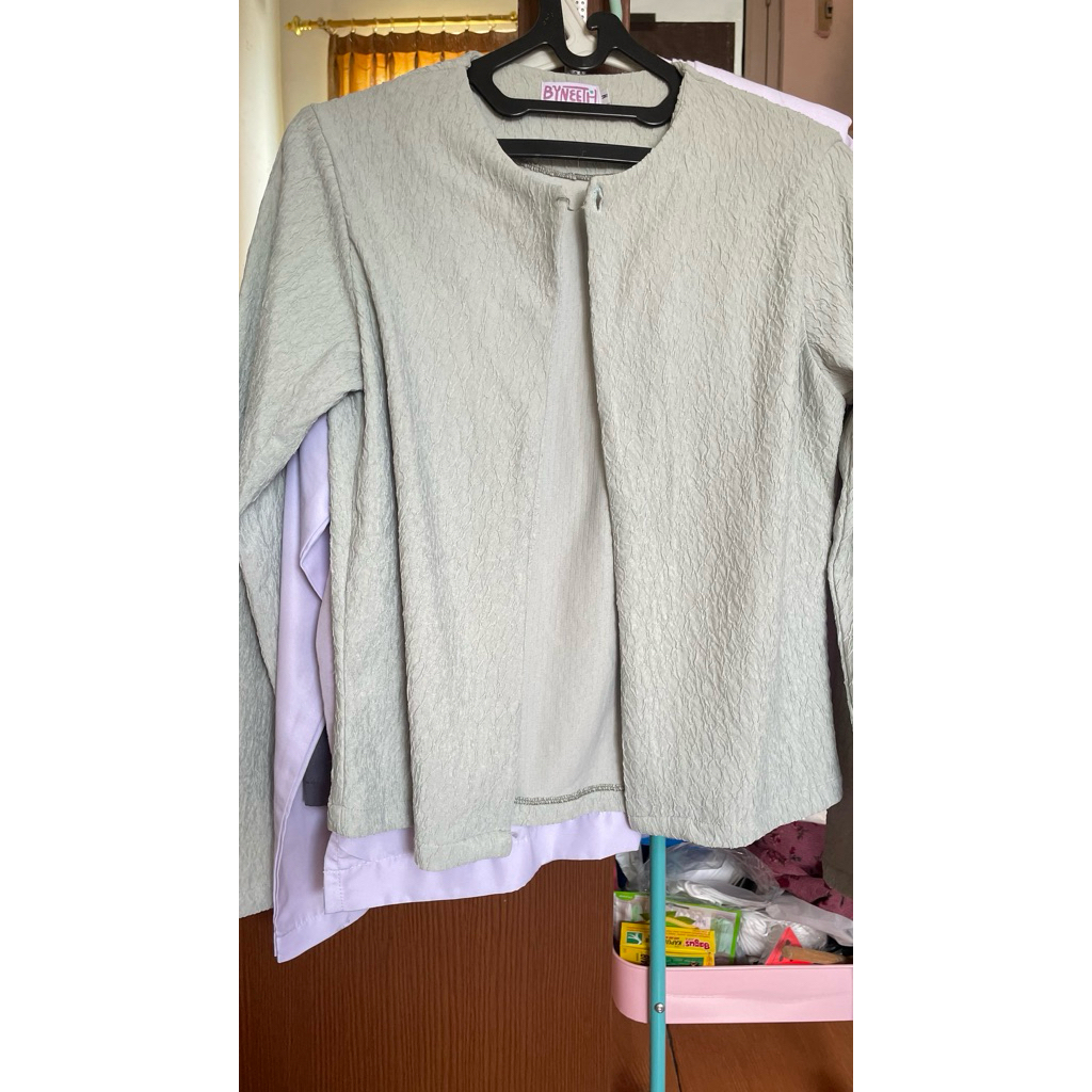 byneeth cardigan