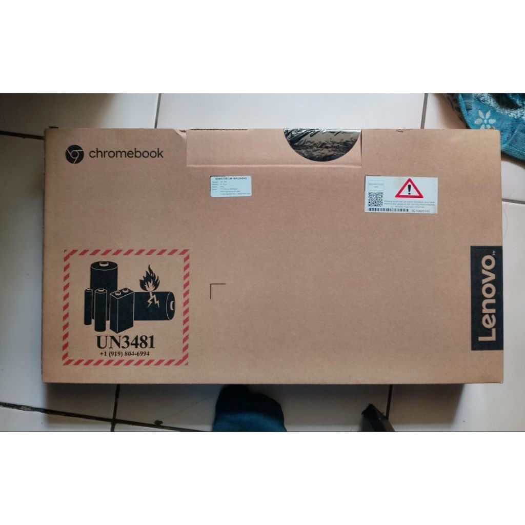 Lenovo Laptop 300E - 360 Derajat Touchscreen