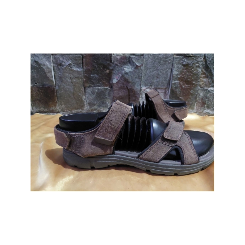 Sandal Caterpillar Brown