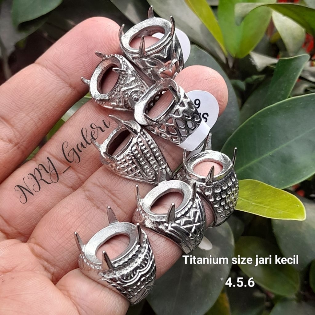 Ring/emban titanium super anti luntur size kecil 4.5.6