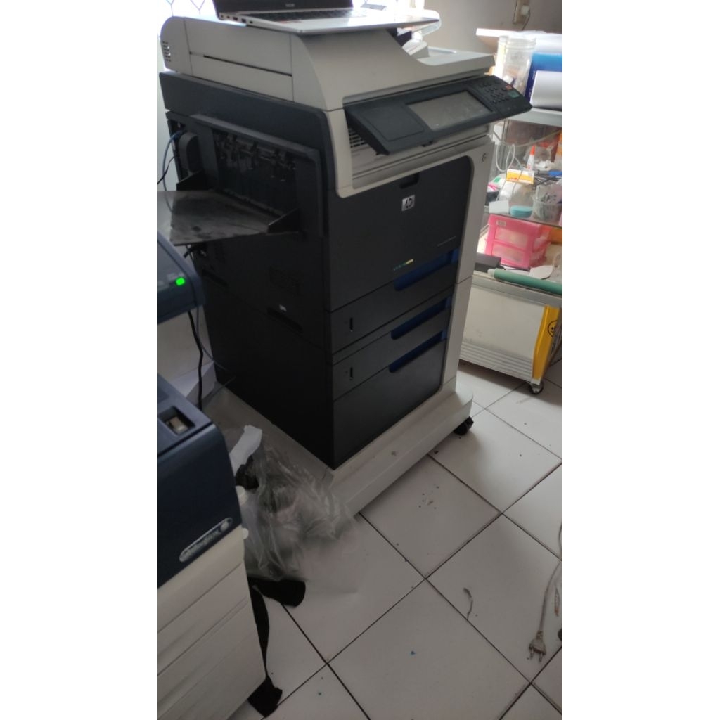 CM4540 MFP second jual butuh cepat