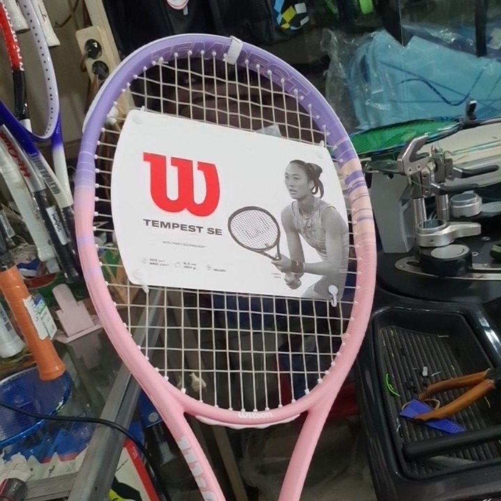 Raket tennis Wilson TEMPEST SE