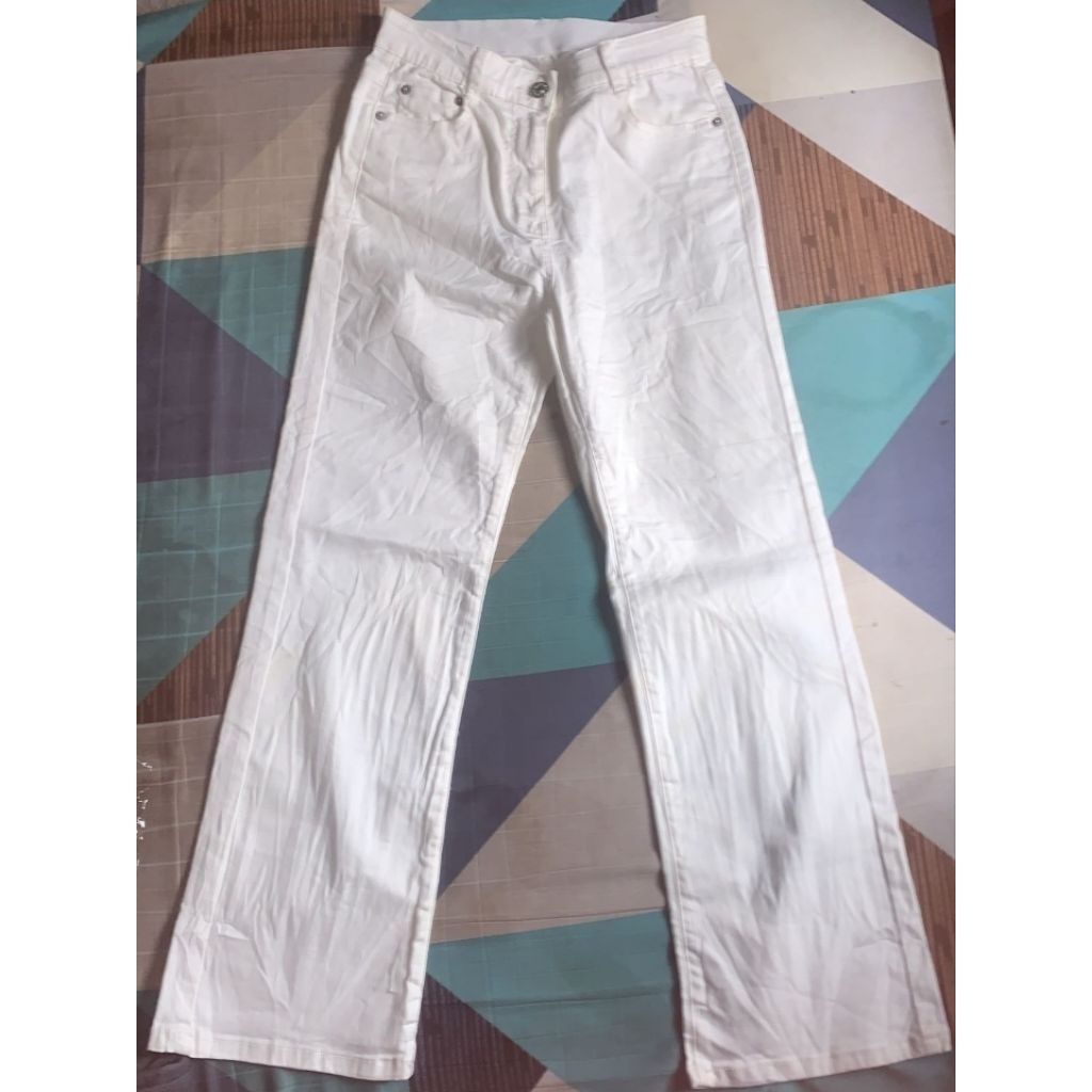 Celana Jeans Wanita Putih kekinian