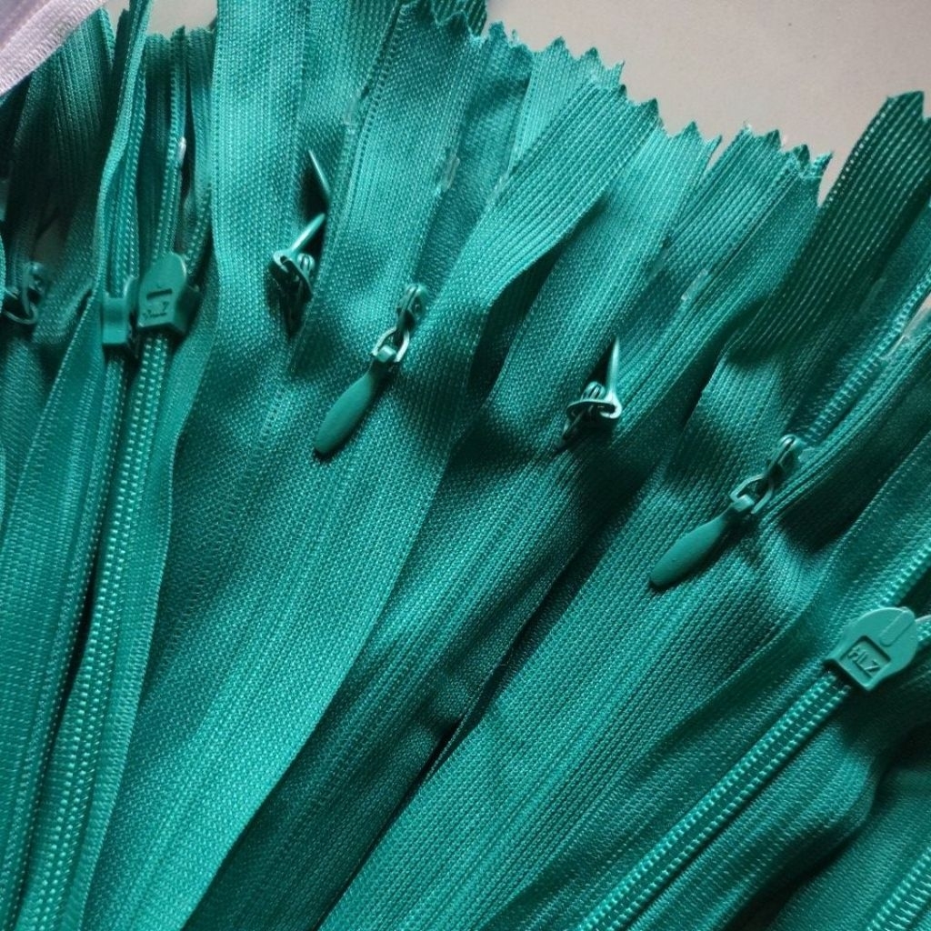 resleting jepang 25cm harga per lusin