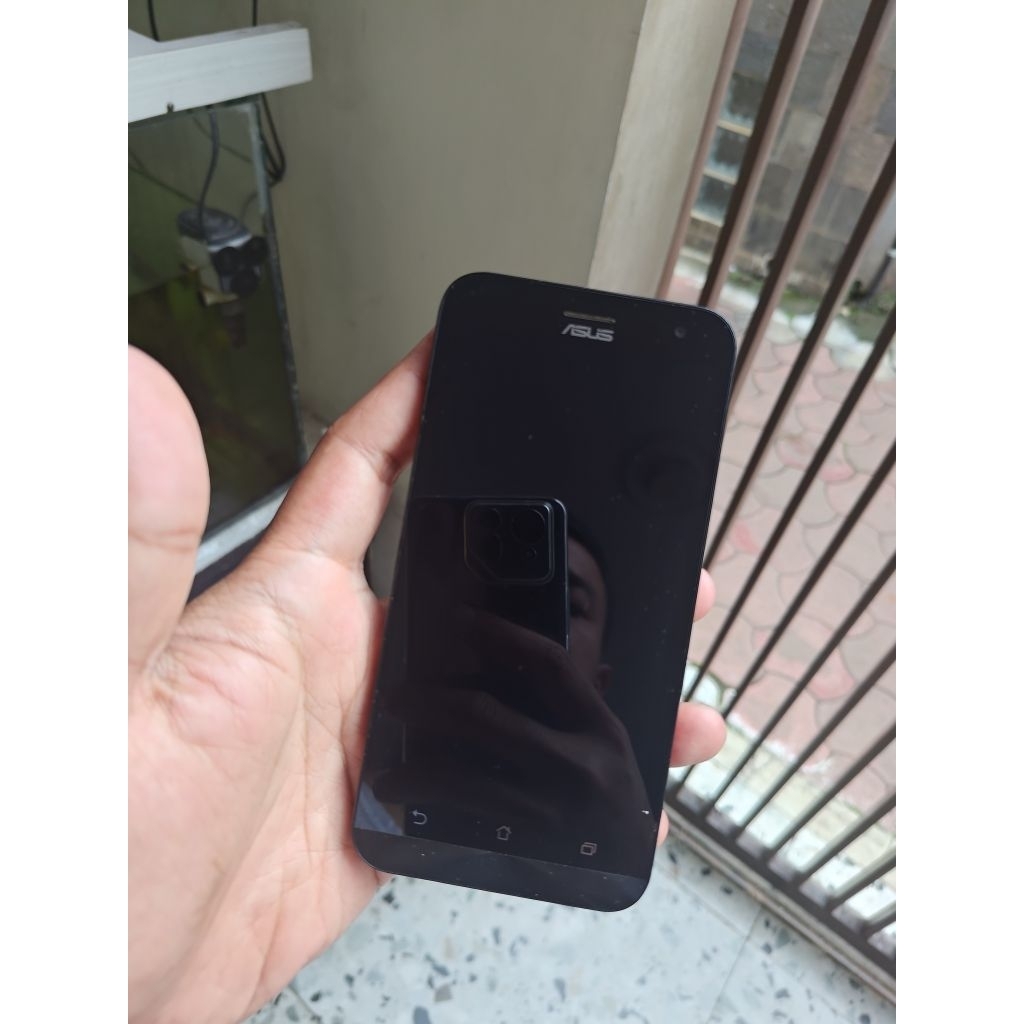 Asus Zenfone 2 laser matot